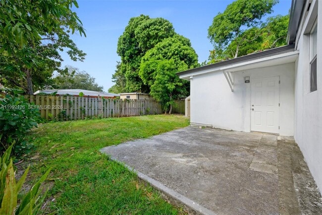 Building Photo - 9312 NW 3rd Ave