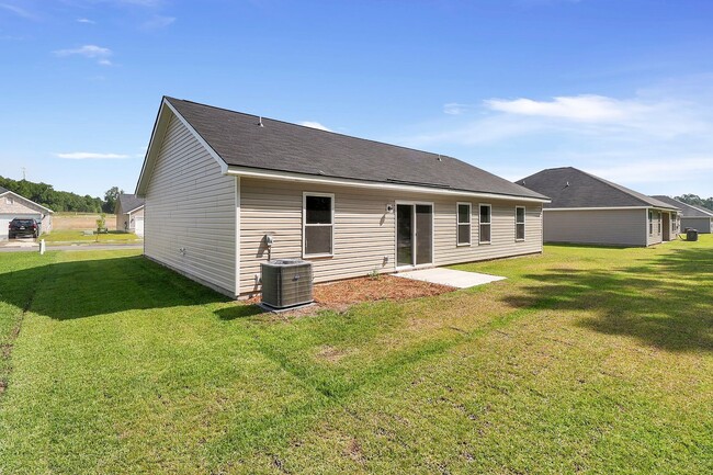 Building Photo - 604 Cade Avenue - Hartford - Statesboro