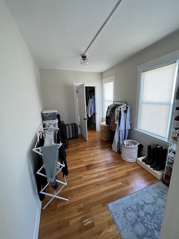 Building Photo - 87 Forest St