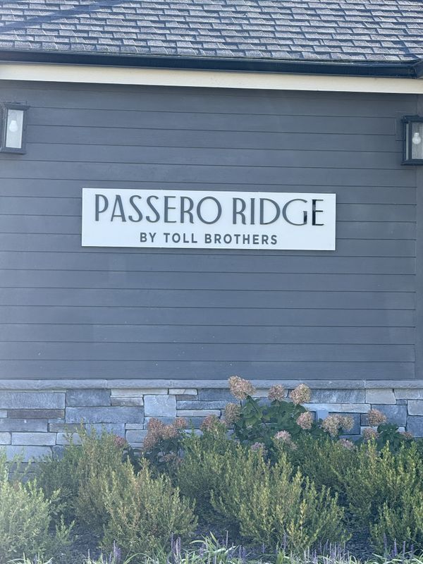 Building Photo - 15350 Blue Pinion Ave