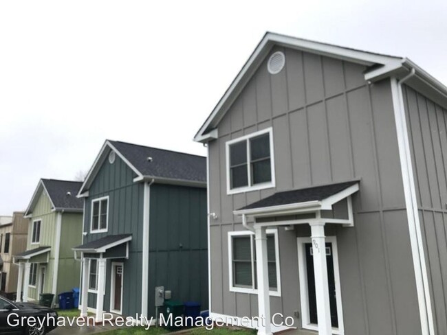 Building Photo - 3 br, 3 bath House - 901 Wall Street
