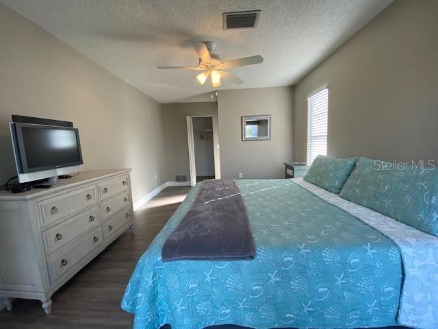 Building Photo - 6914 20th Ave W