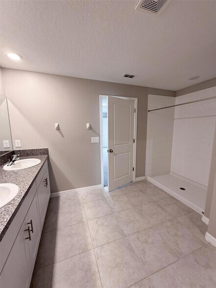 Building Photo - 12903 Wildflower Meadow Dr