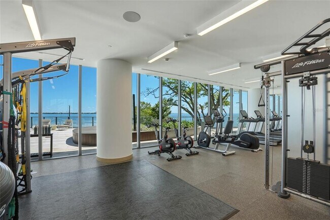Building Photo - 3101 Bayshore Blvd