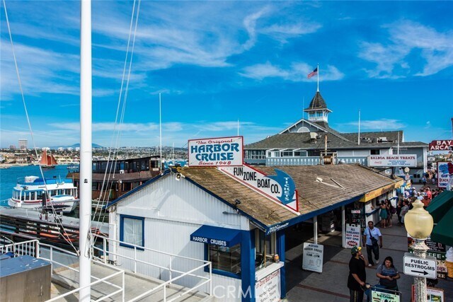 Building Photo - 804 Gardenia Way