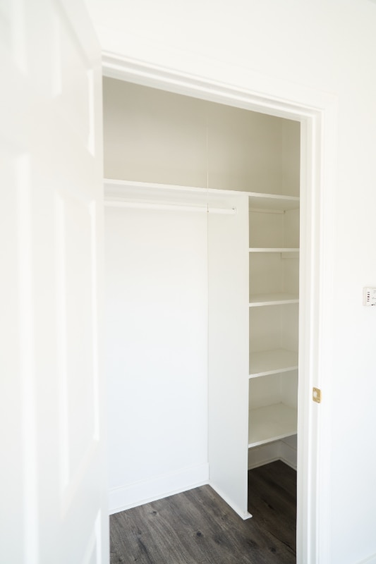 Building Photo - 606 E Realty St