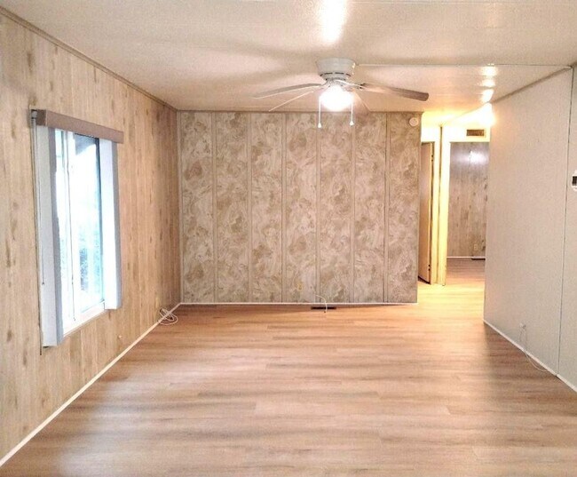 Building Photo - 9283 Denmarsh Dr