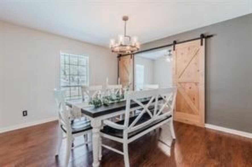 Building Photo - 1514 Cherokee Trl