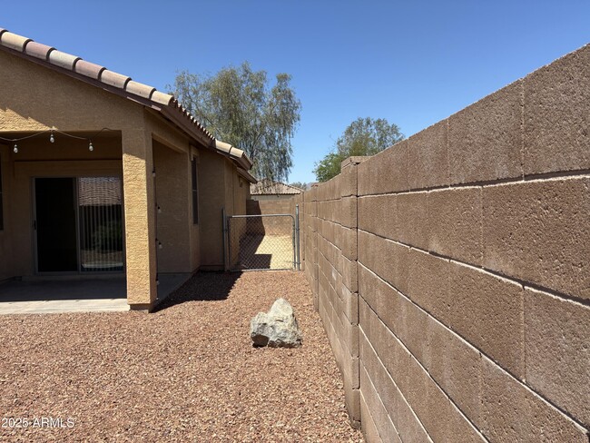 Building Photo - 24775 W Dove Trail