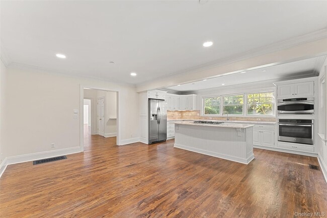 Building Photo - 53 Highfield Rd