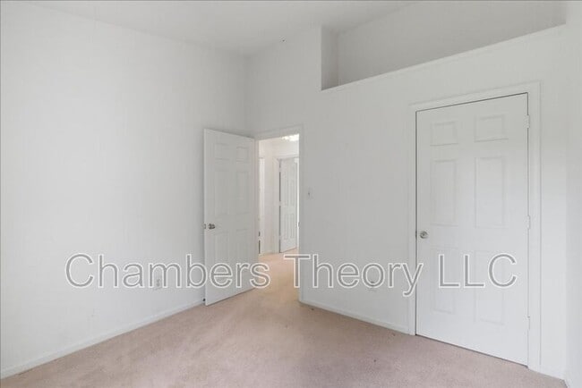 Building Photo - 12328 Quiet Hollow Ct