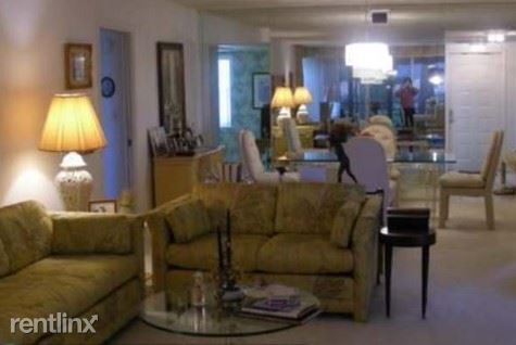 Primary Photo - 3 br, 2.5 bath Condo - 3970 Oaks Clubhouse...