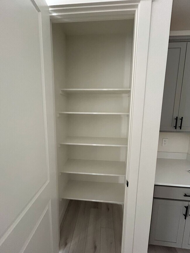 Building Photo - Stylish New Home Surrounded by Greenbelts and Outdoor Recreation