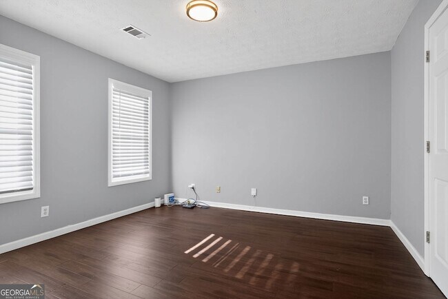 Building Photo - 1234 Carriage Trace Cir