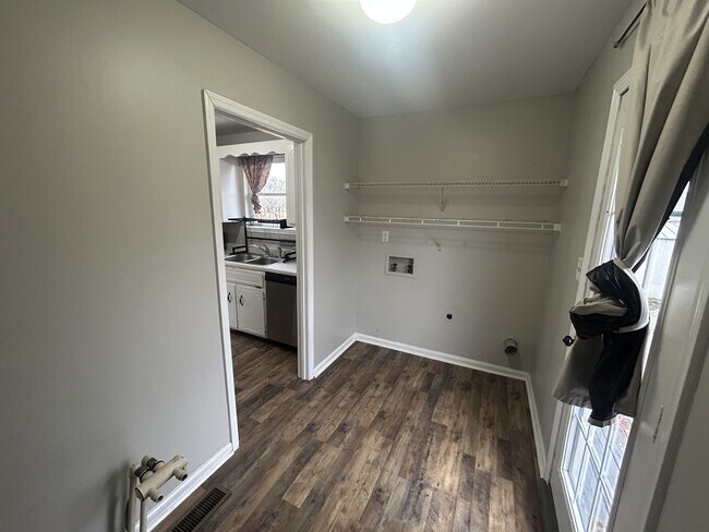 Building Photo - 1302 Sharptail Trail