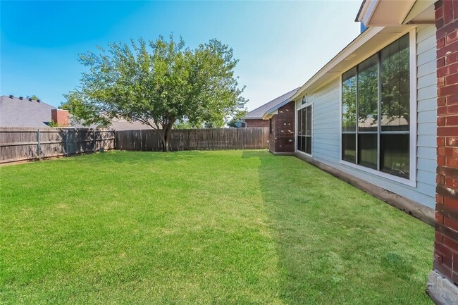 Building Photo - 8313 NW 105th St