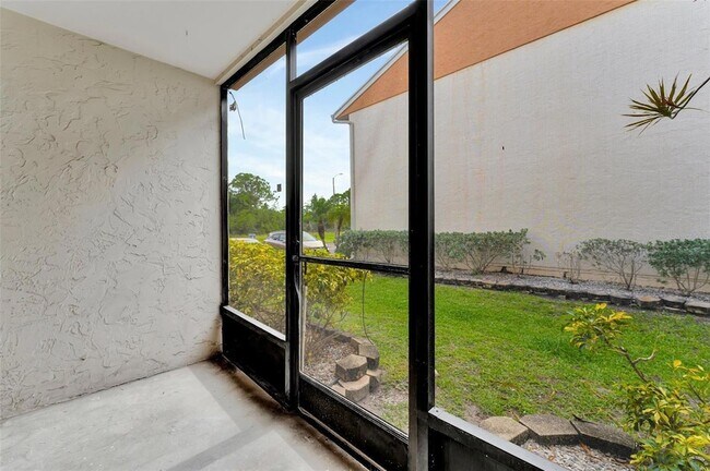 Building Photo - 9940 7th Way N
