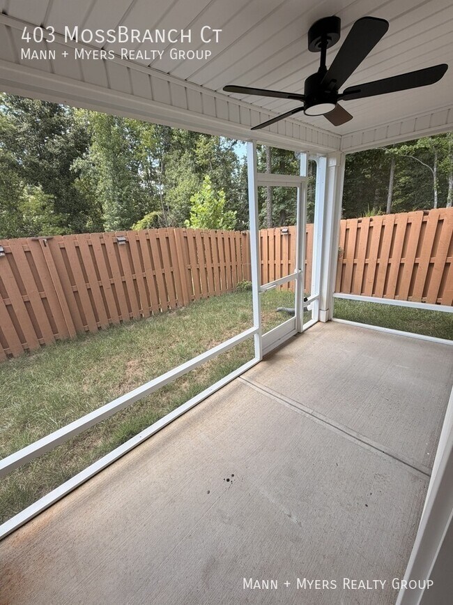 Building Photo - 403 Moss Branch Ct