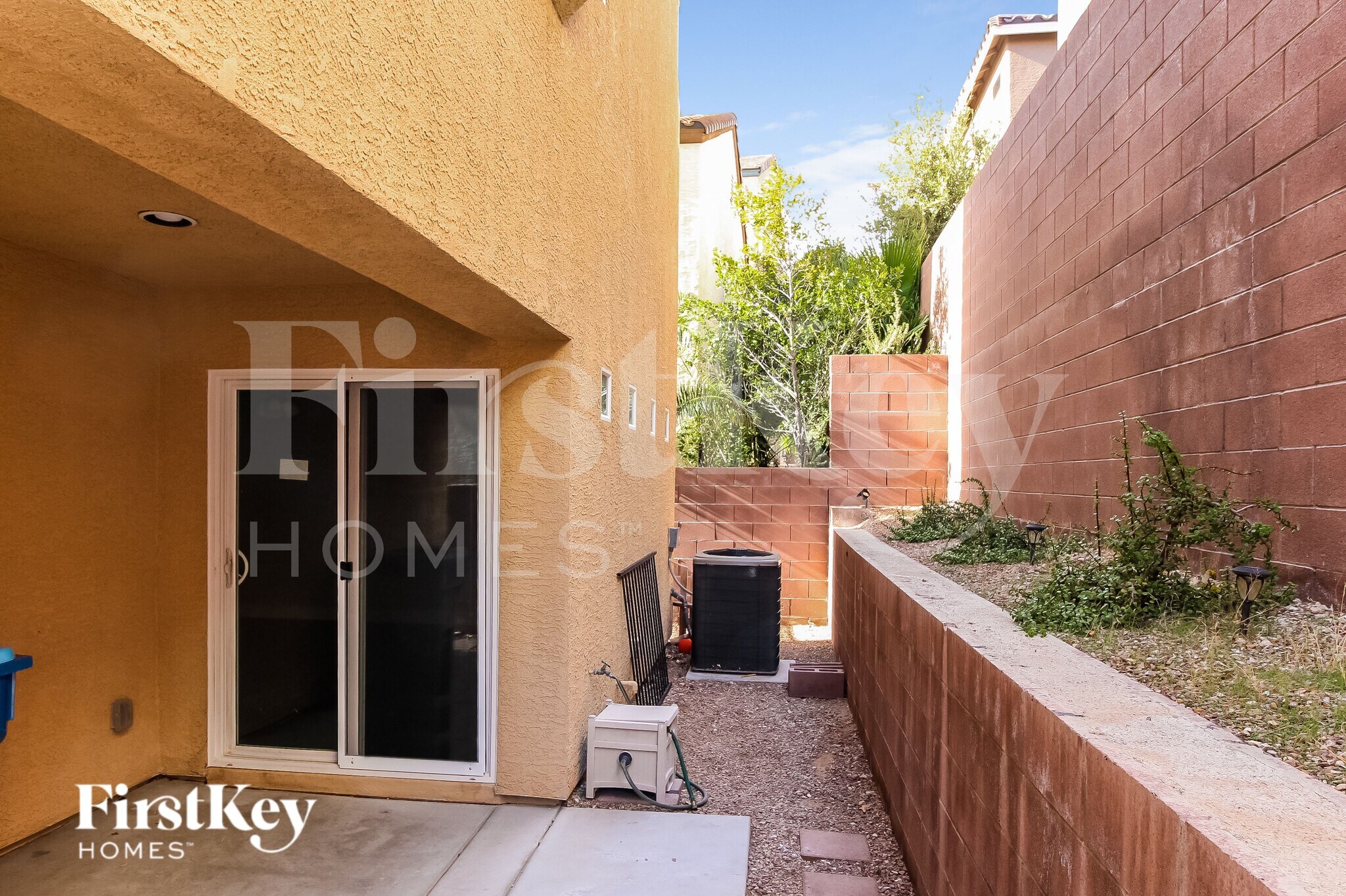 Building Photo - 10548 Gibbous Moon Dr