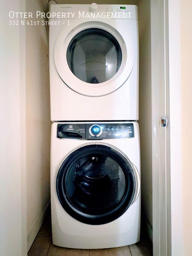 Building Photo - 332 N 41st St