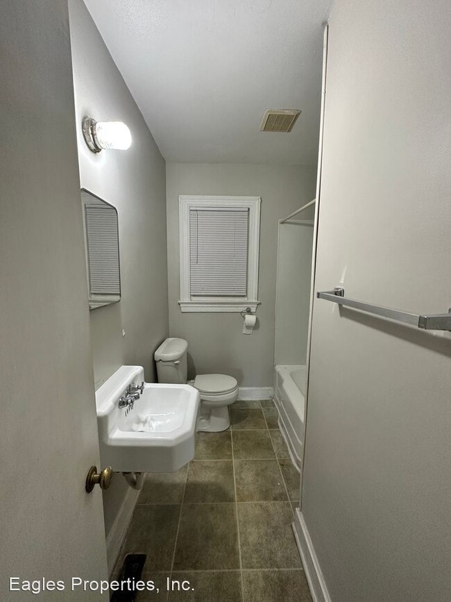 3 br, 1 bath House 1206 Wayne Memorial 1206 Wayne Memorial Dr