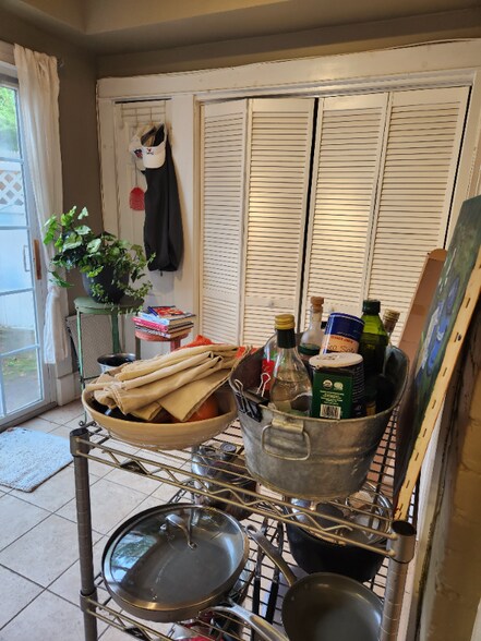 Building Photo - 2103 37th St NW