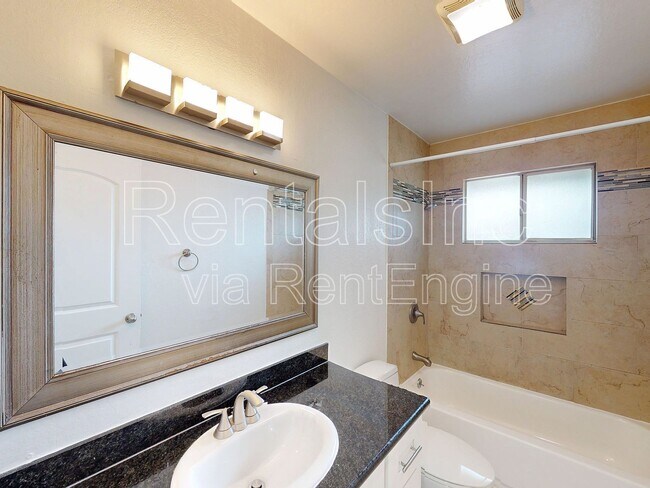 Building Photo - 18213 Happy Ln