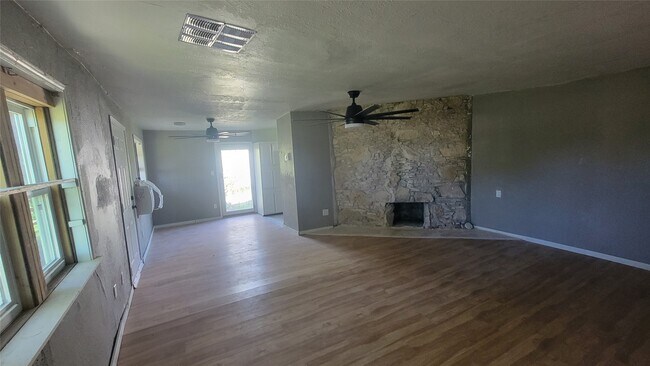 Building Photo - 12018 Sandpiper Rd