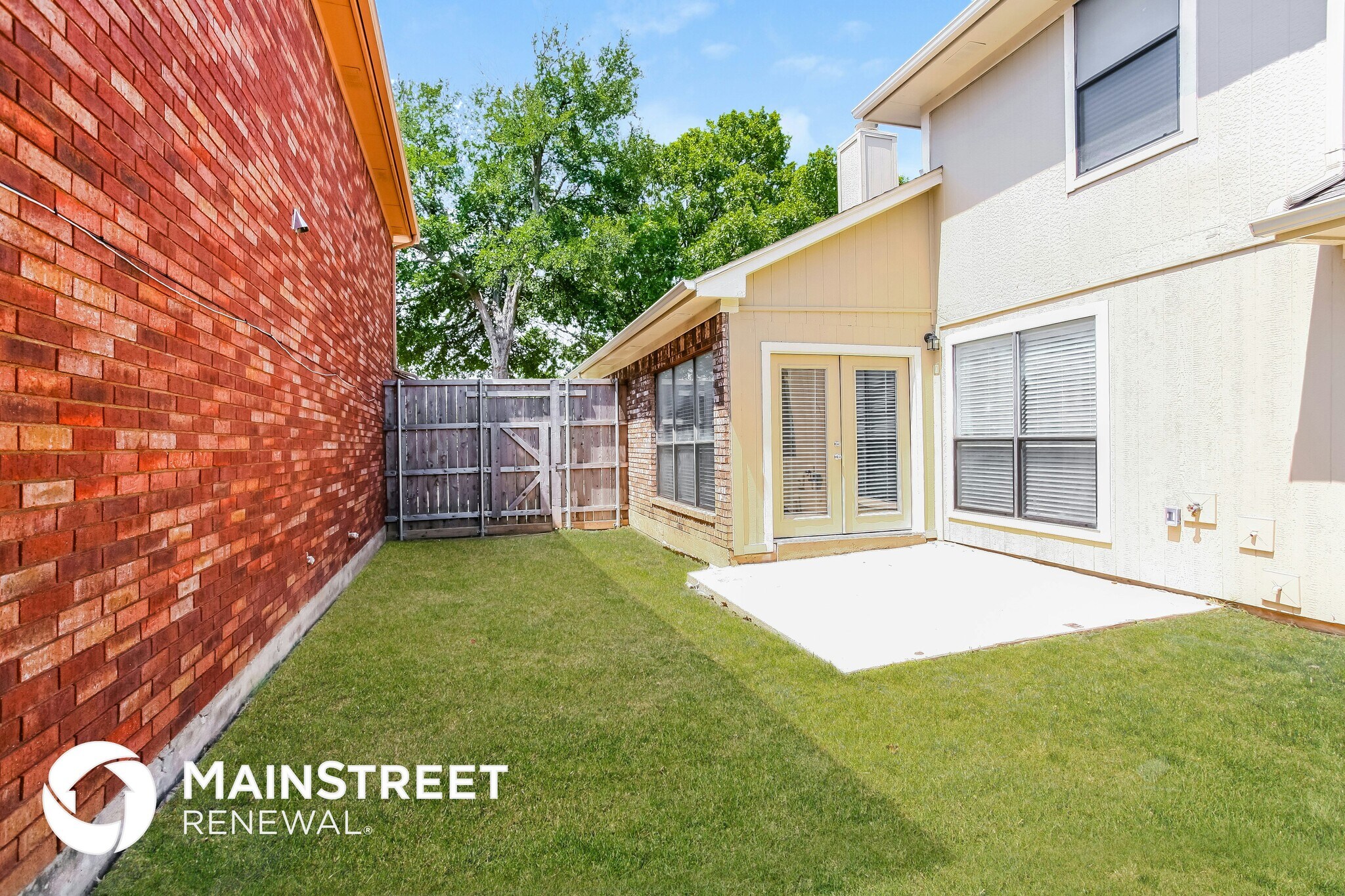 Building Photo - 6326 Los Altos Dr