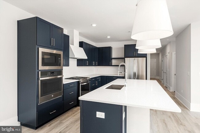 Building Photo - 4403 Thompson Dr