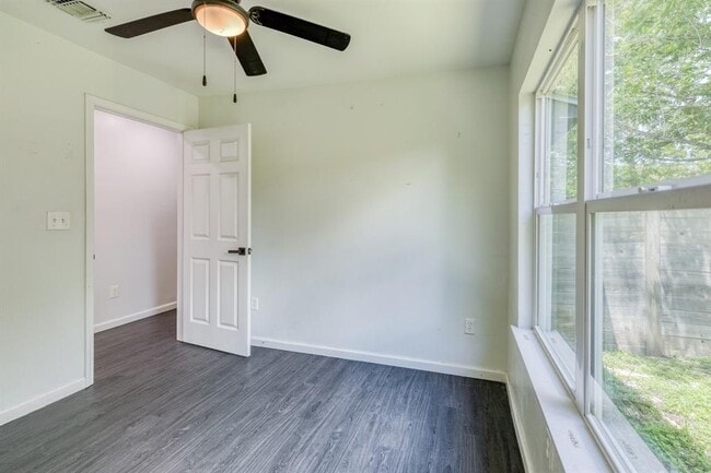 Building Photo - 6202 Carnation Terrace