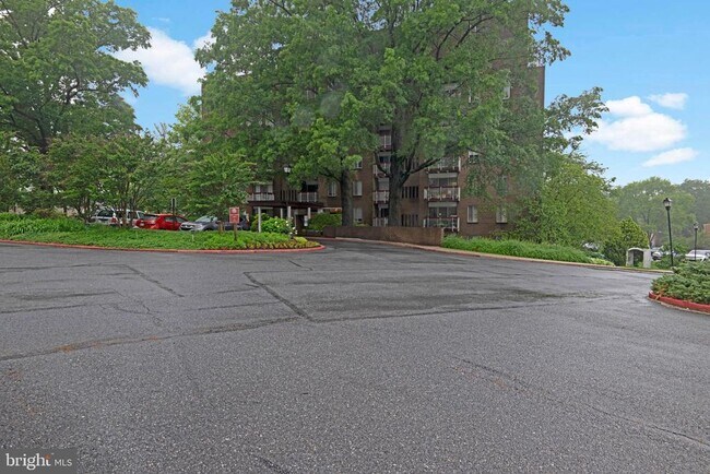 Building Photo - 10850 Green Mountain Cir
