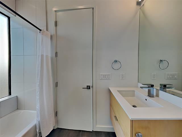 Building Photo - 109 Forest Star Dr