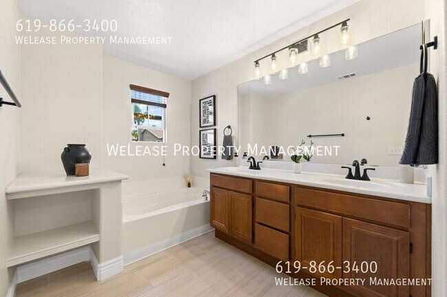 Building Photo - 359 Franciscan Way