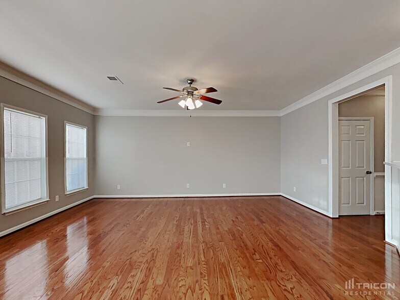 Building Photo - 8731 Water Iris Ct