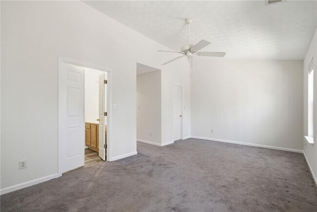 Building Photo - 2913 Greyhawk Ln