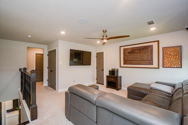 Building Photo - 108 Summer Pool Ct