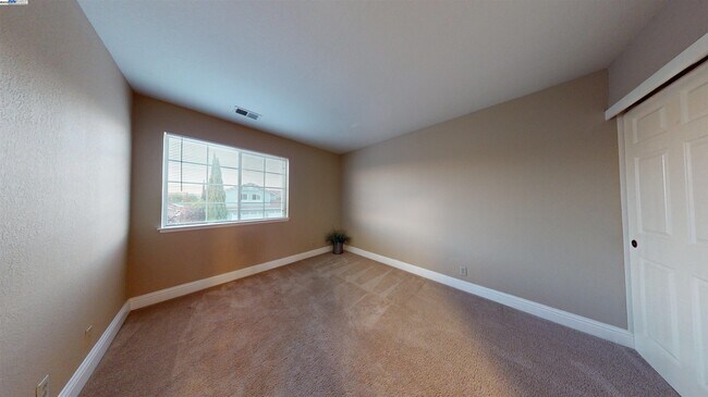 Building Photo - 43499 Southerland Way