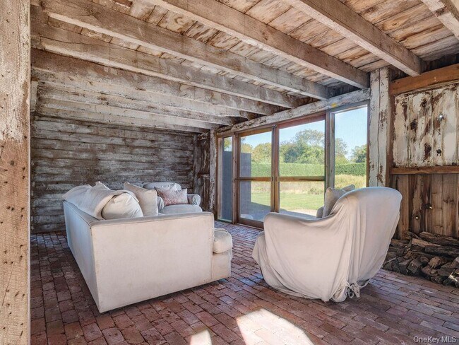 Building Photo - 29500 Main Rd