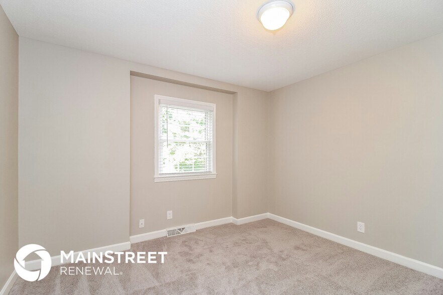 Building Photo - 4635 Woodsman Way