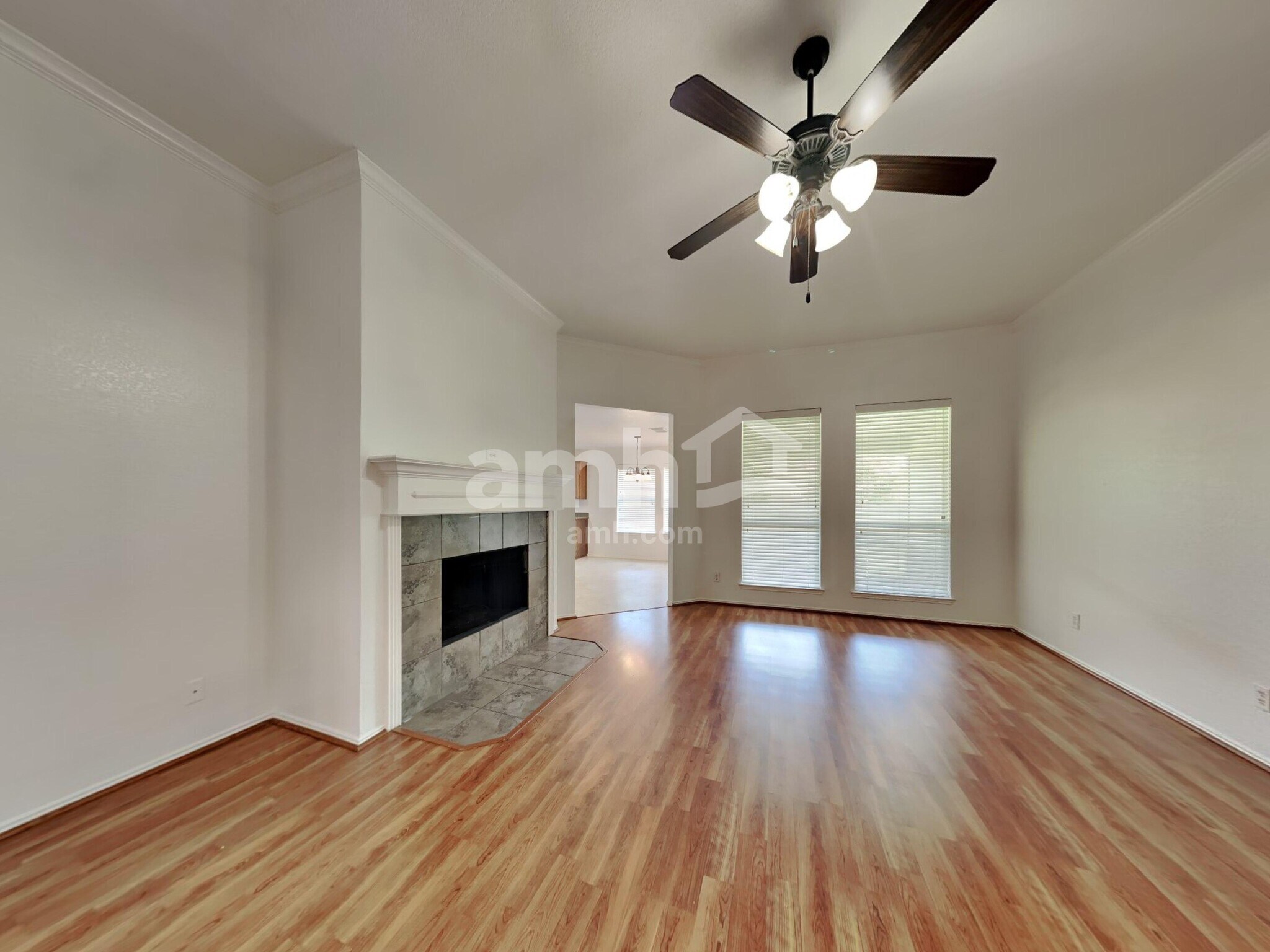 Building Photo - 733 Morgan Dr