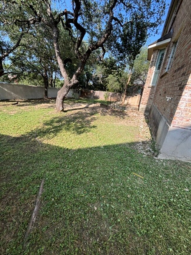 Building Photo - 21010 Wild Springs Dr