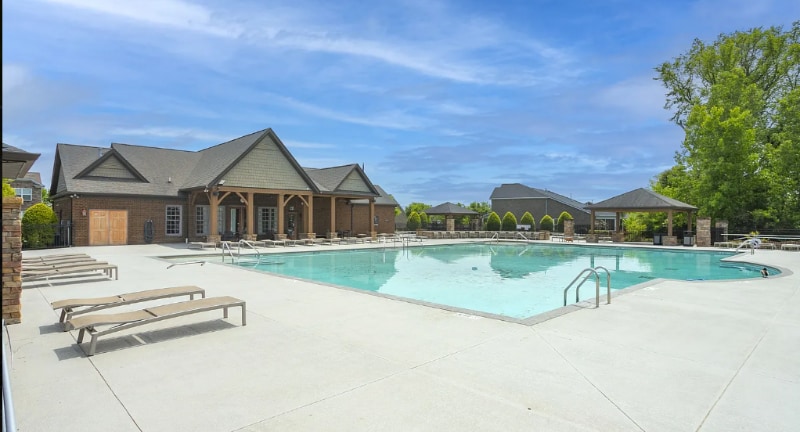 Building Photo - 2570 River Trail Dr