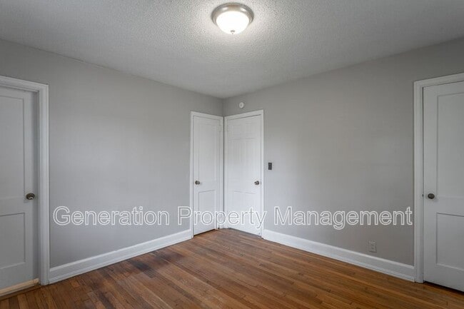 Building Photo - 538 Wando Dr