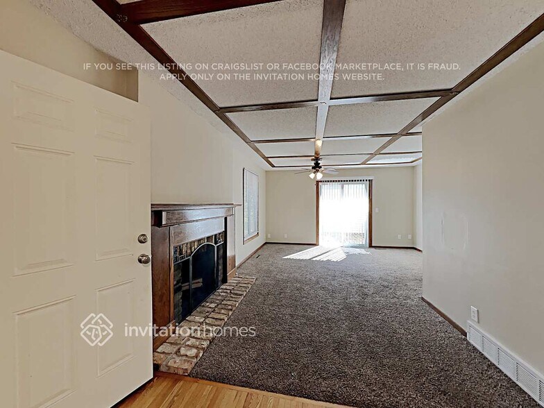 Building Photo - 15004 Park Ave S