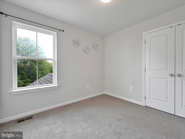 Building Photo - 108 Staplehill Ct