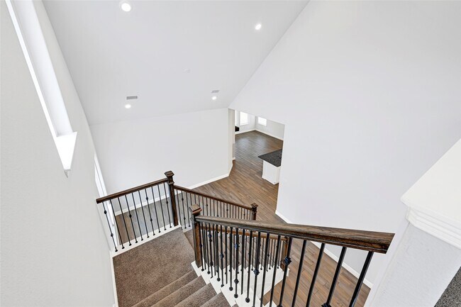 Building Photo - 9339 Galloway Wds Trl