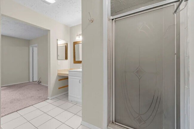 Building Photo - 18703 Lippizaner Dr