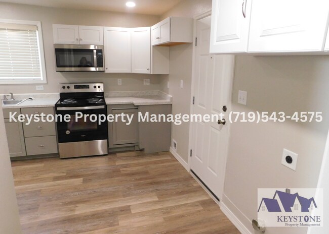 Building Photo - 1410 Spruce St