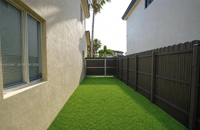 Building Photo - 1751 SW 154th Path